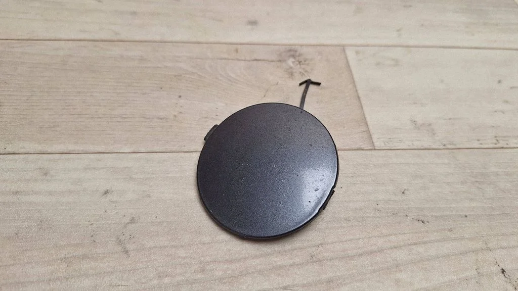 Front tow hook cap/cover MR957660