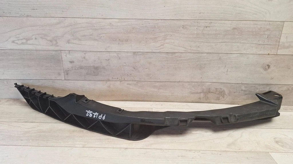 Wspornik zderzaka przedniego 1Z0807184D