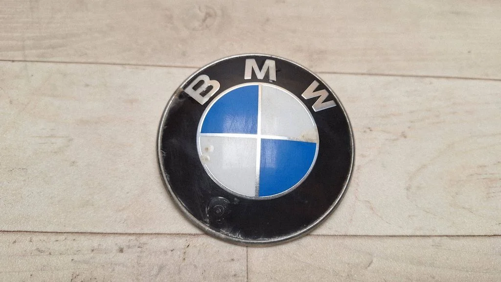 Manufacturer badge logo/emblem – BMW 5 Series E60 E61 (2004-2010)