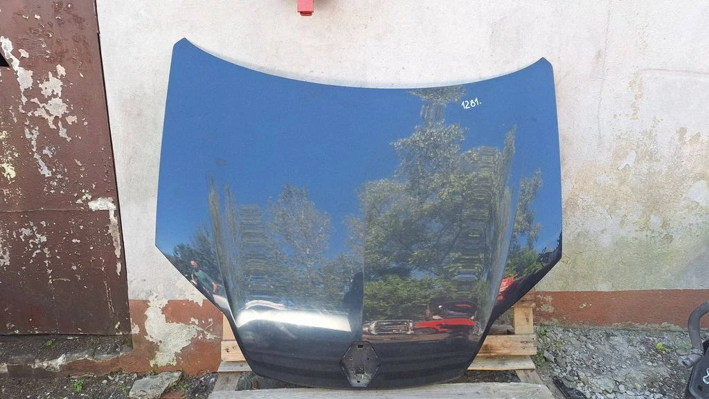 Engine bonnet/hood – Renault Laguna III (2007-2015)