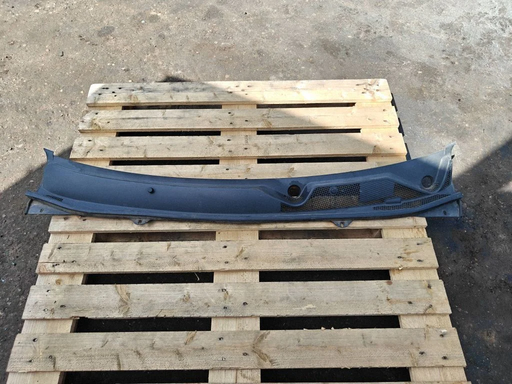 Wiper trim – Opel Insignia A (2008-2017)