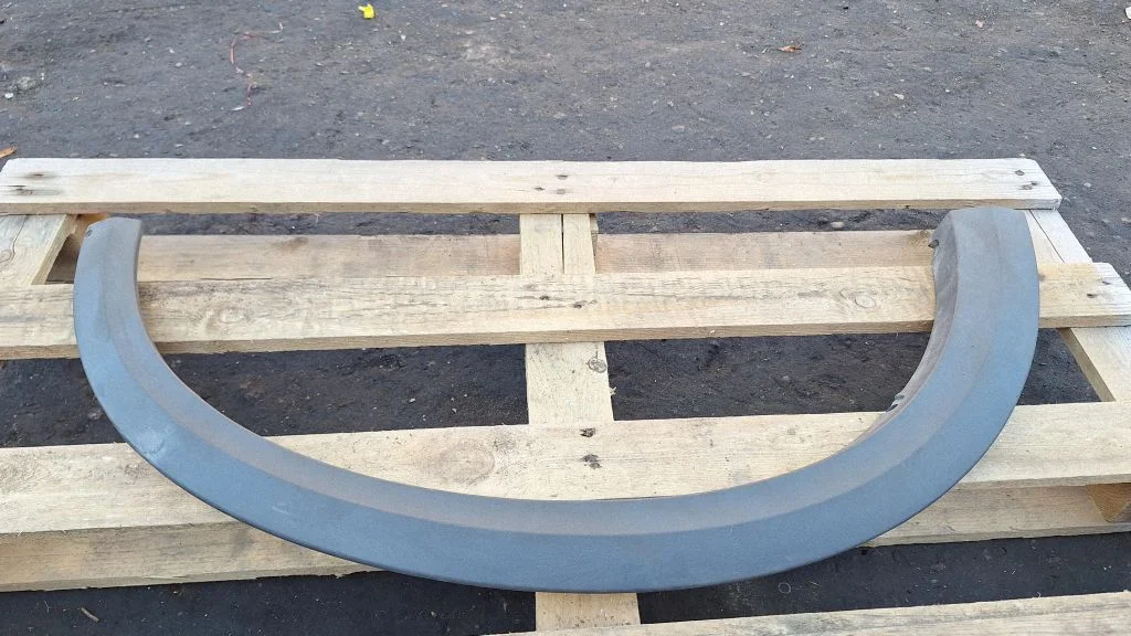 Front arch trim 30655182