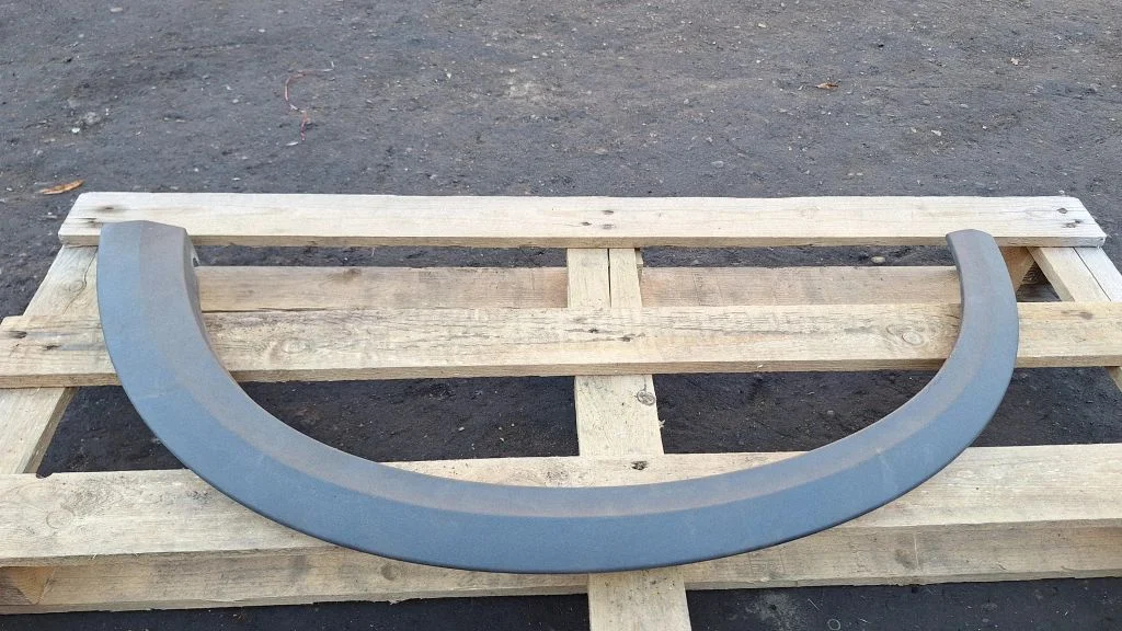 Front arch trim 30655181