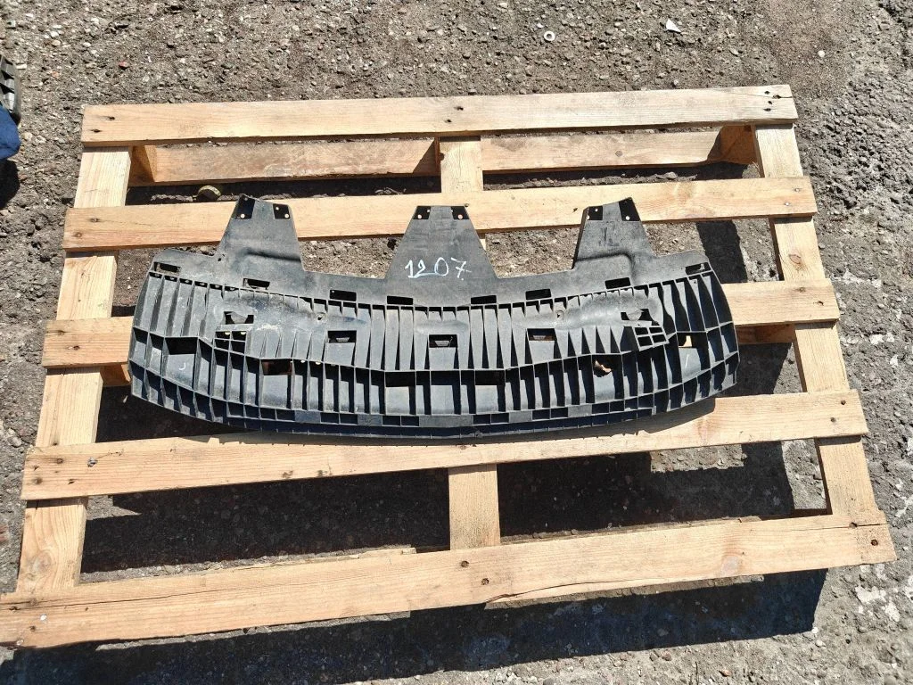 Esistange põhjakaitse – Opel Zafira B (2005-2014)