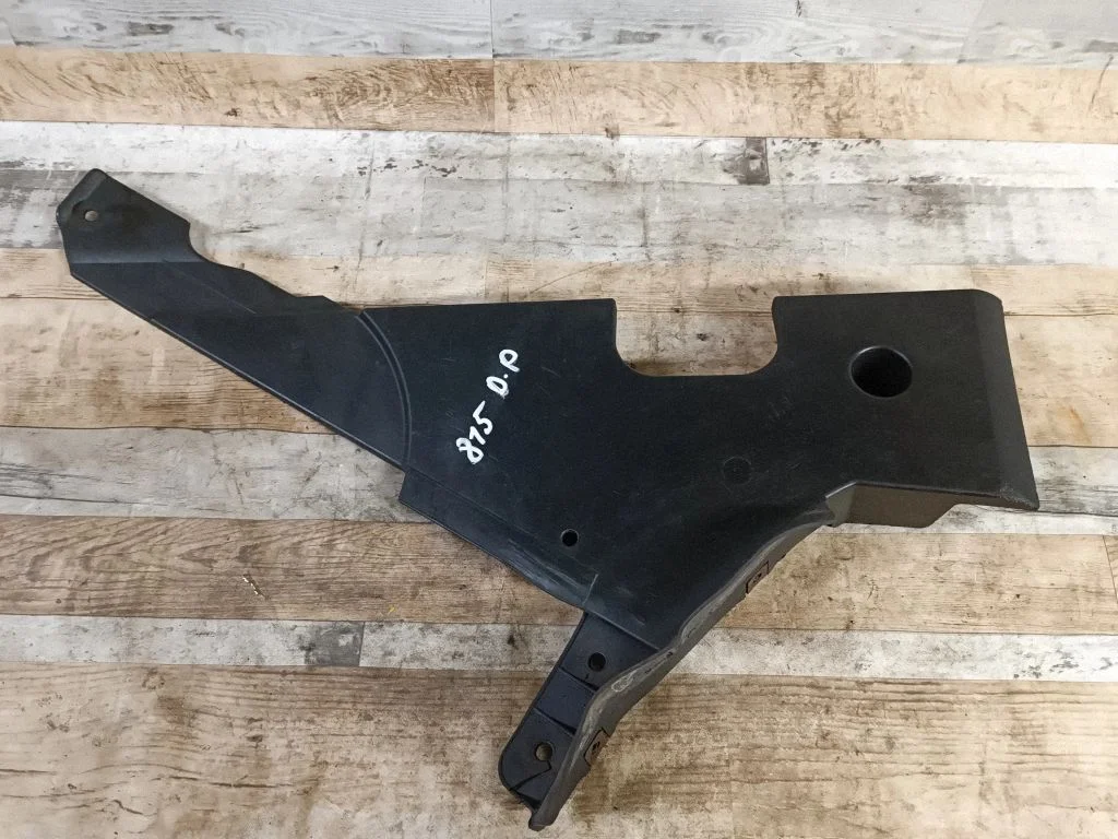 Engine splash shield/under tray 51757193490