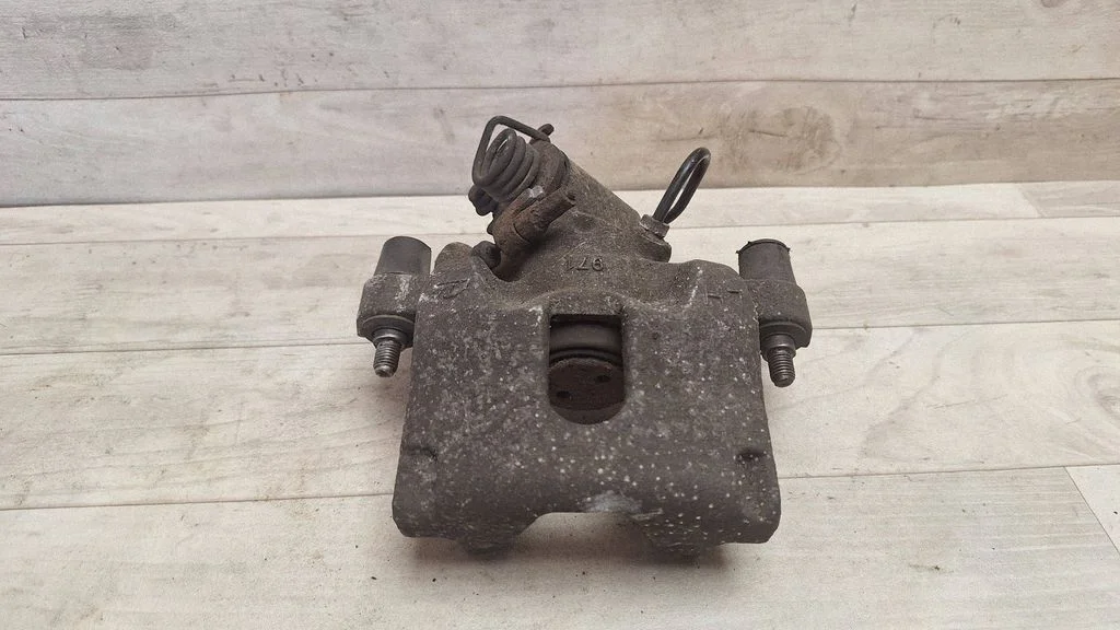 Rear brake caliper – rear left