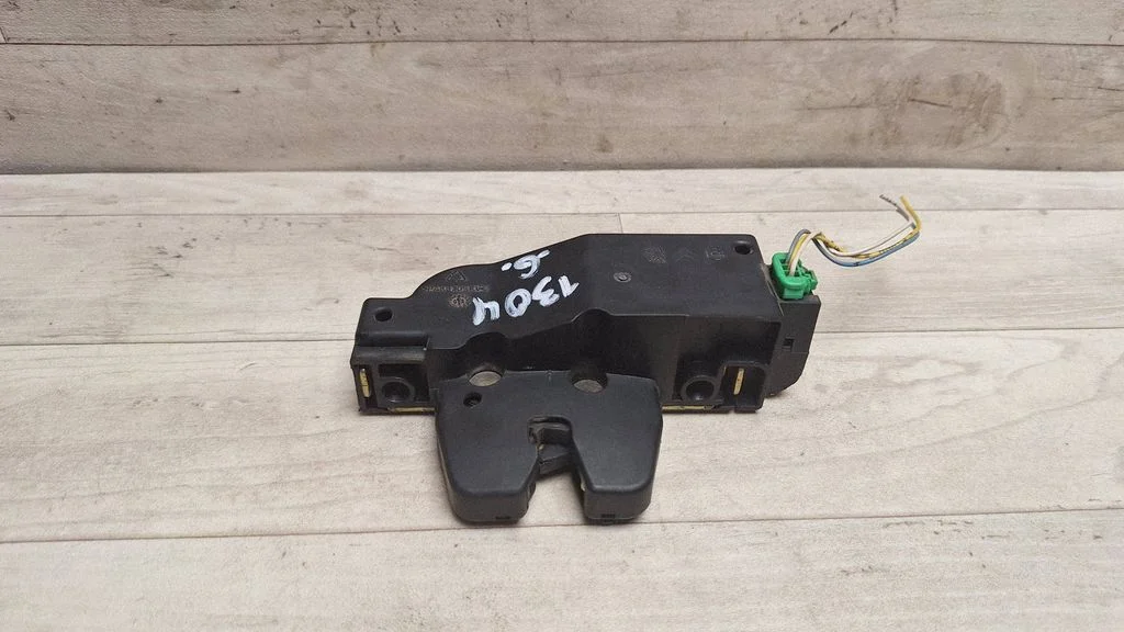 Tailgate/trunk/boot lock/catch/latch 9646091580