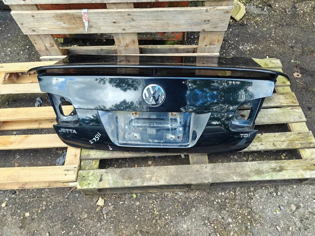 Tailgate/trunk/boot lid