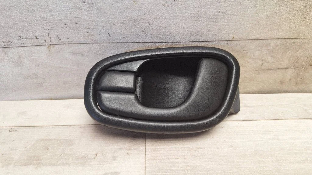 Front door interior handle 96304018