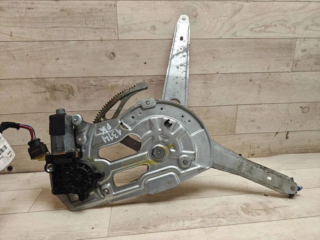 Front door window regulator with motor 101353XXX