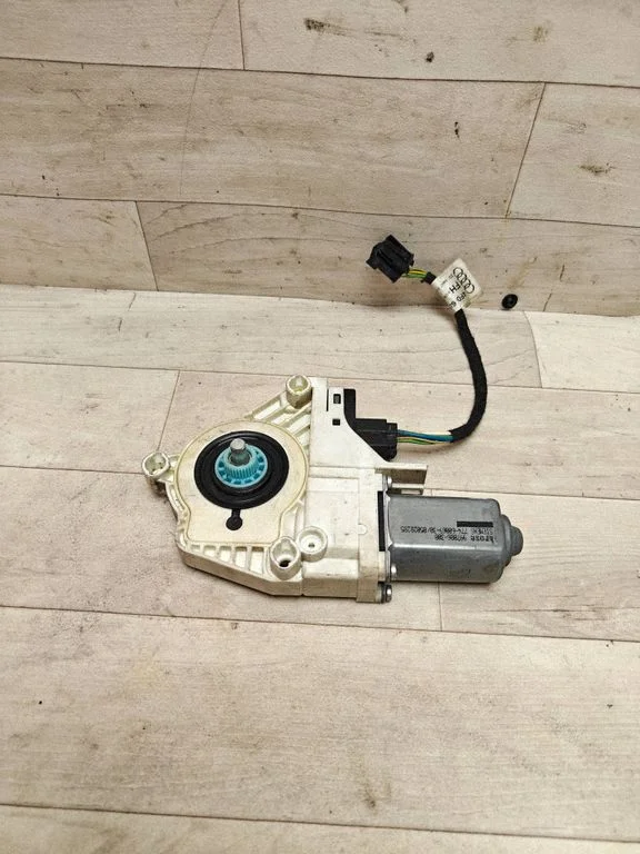 Front door window regulator motor 4F0959802F