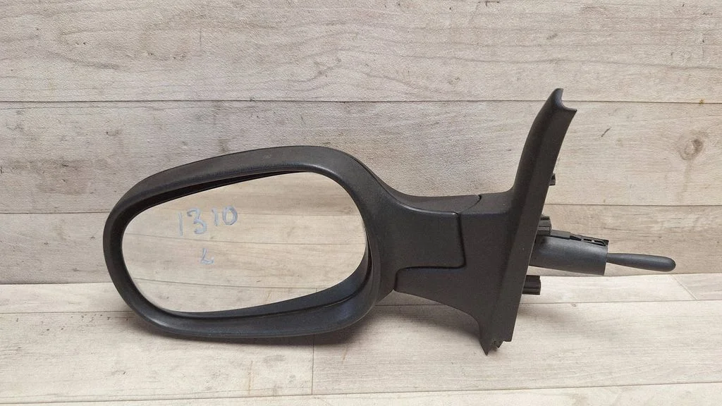 Front door electric wing mirror E2018011