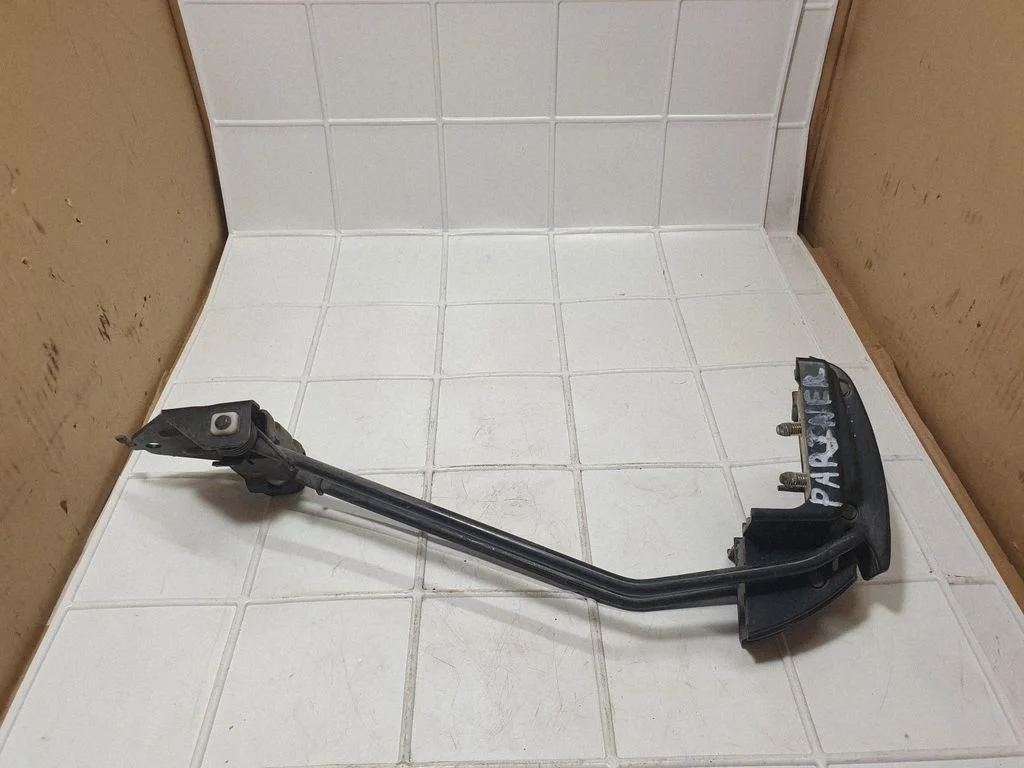 Rear door check strap stopper – rear right