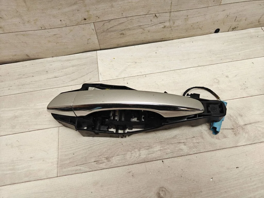 Rear door exterior handle 9686433780