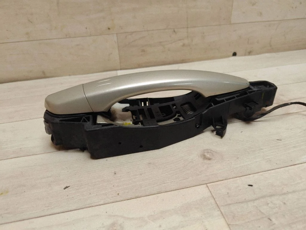 Rear door exterior handle 9686433680