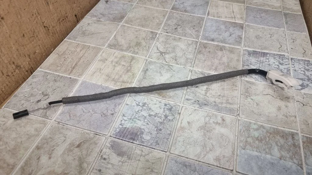 Rear door cable line 5122299043406