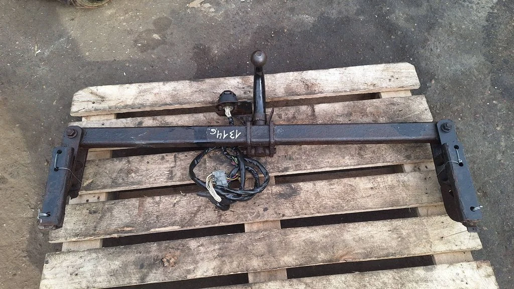 Tow bar set – Volvo V70 (2000-2004)