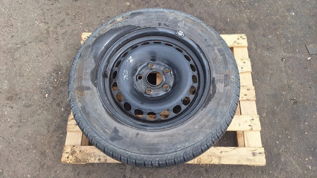 R15 steel rim – Volkswagen Passat B5.5 (2001-2005)