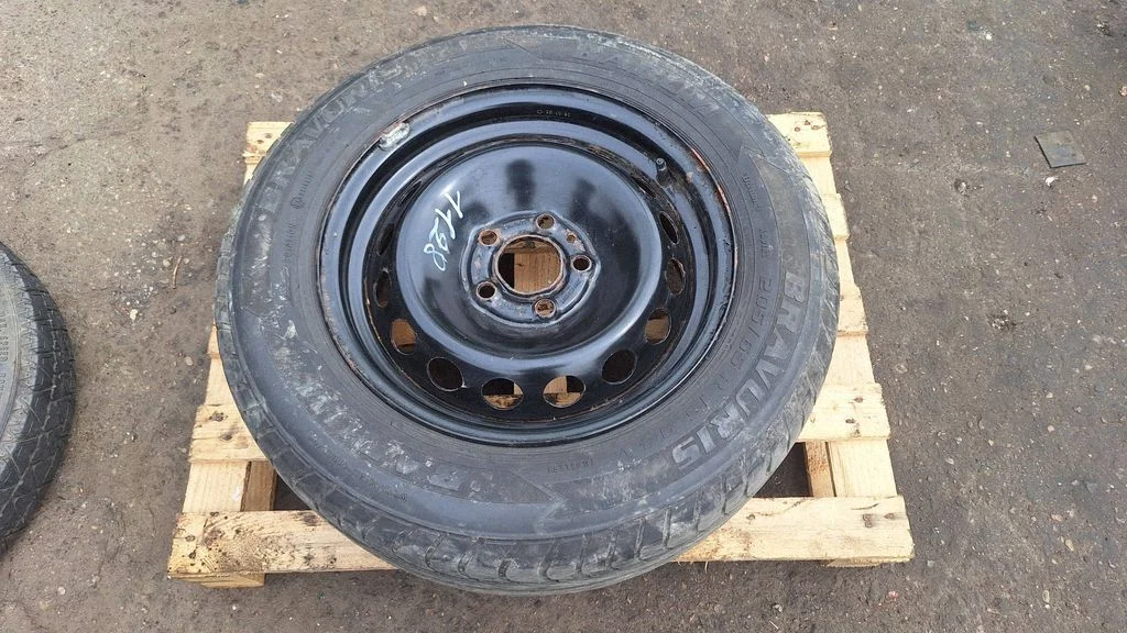 R15 steel rim – Volvo S80 (1999-2003)