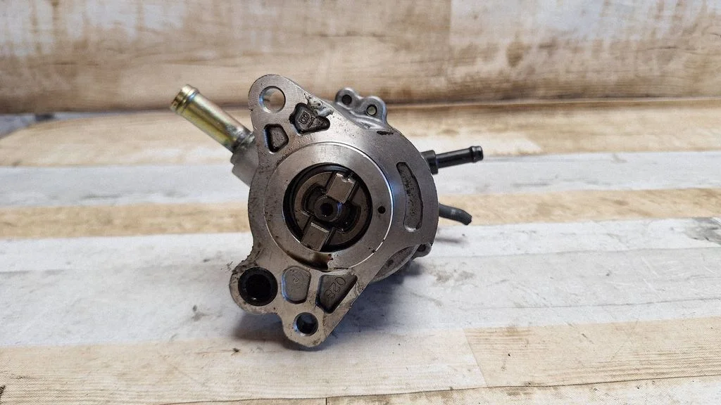 Vacuum pump 2930027010