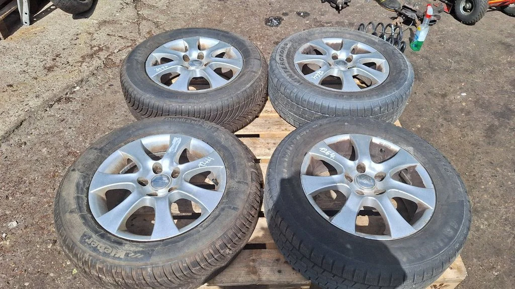 R16 alloy rim