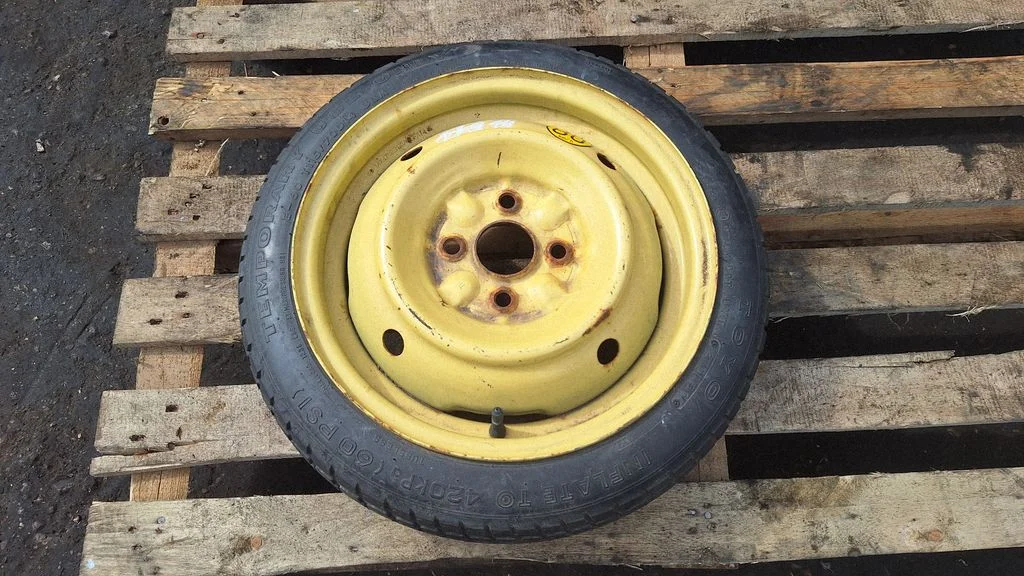 R14 spare wheel – Toyota Yaris Verso (1999-2005)