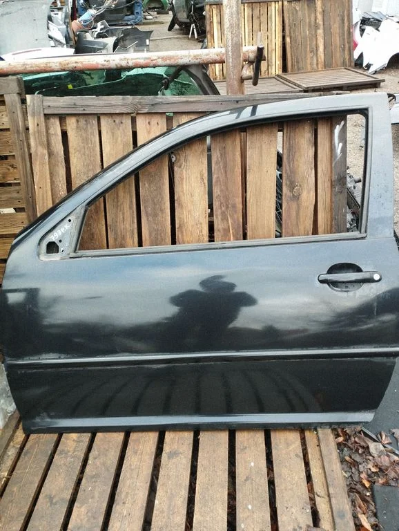 Front door coupe – front left