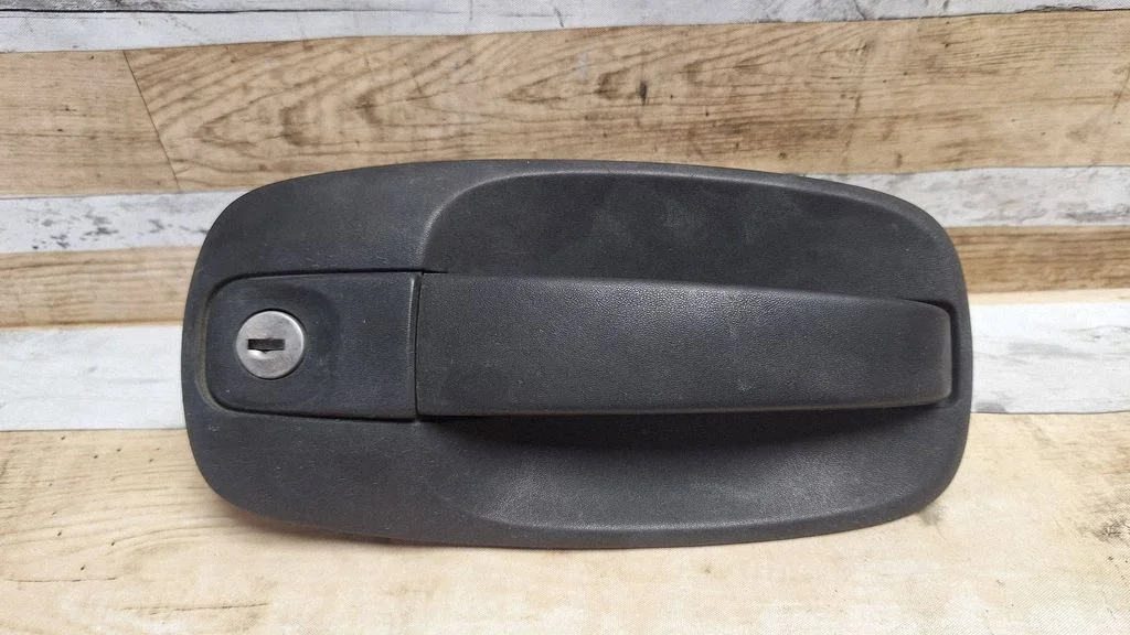 Front door exterior handle – Renault Trafic II (X83) (2001-2014)