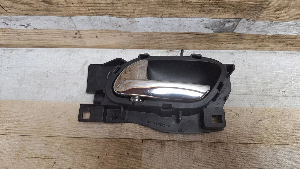 Esiukse sisemine käepide – Citroen C4 I (2004-2010)