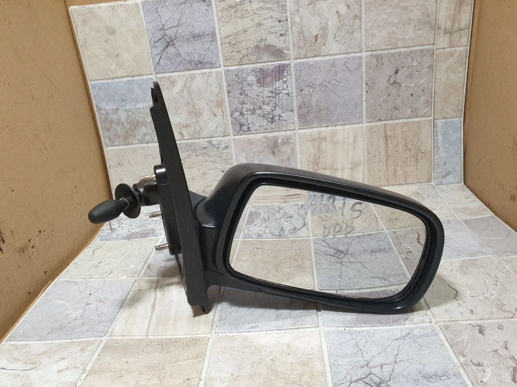 Kupee välispeegel (mehaaniline) – Toyota Yaris Verso (1999-2005)