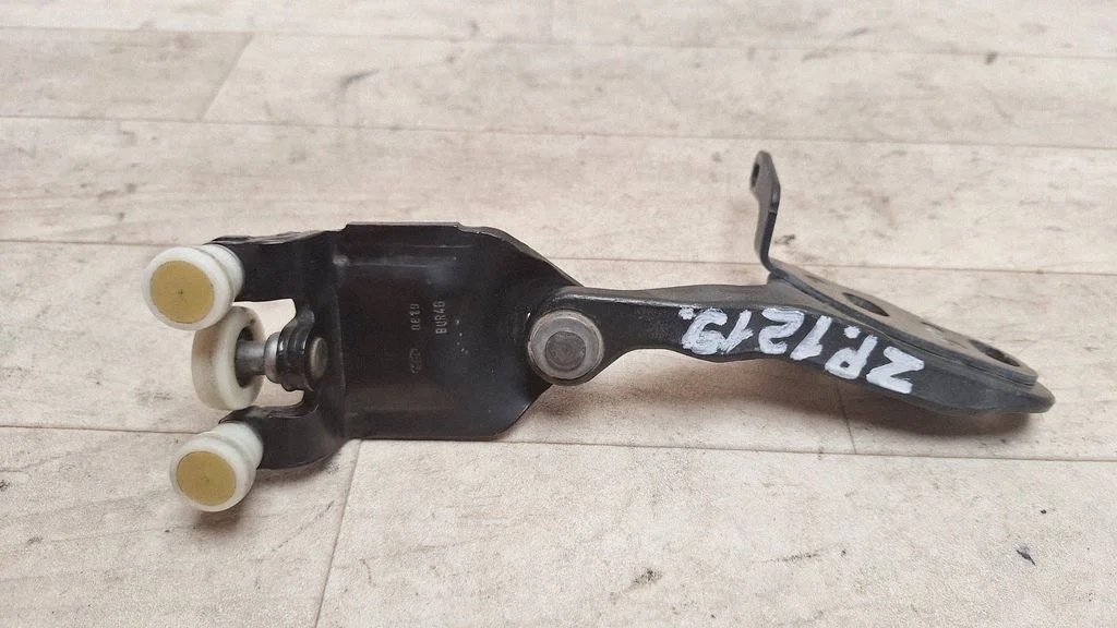 Sliding door upper roller guide/hinge – Ford Transit Custom (2013-2023)