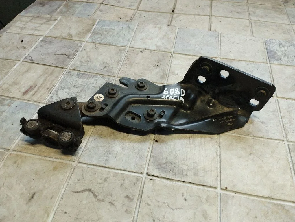 Liugukse alumine rulli juhik/ hing – Ford B-MAX (2012-2020)