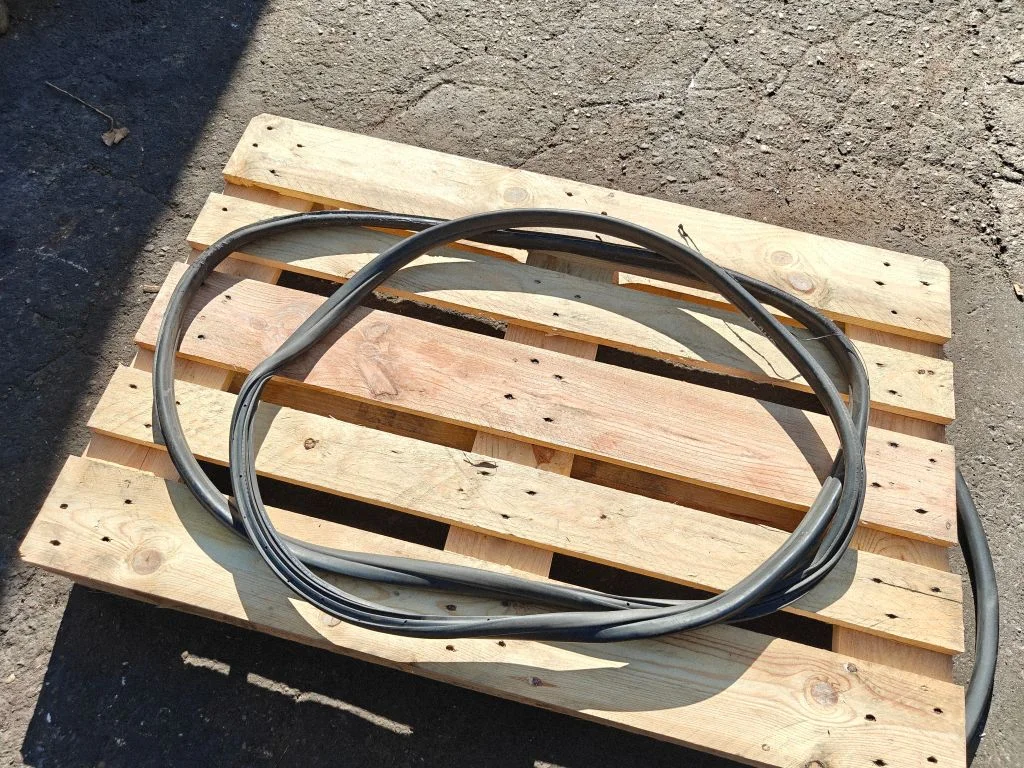 Sliding door rubber seal – Ford Transit Custom (2013-2023)