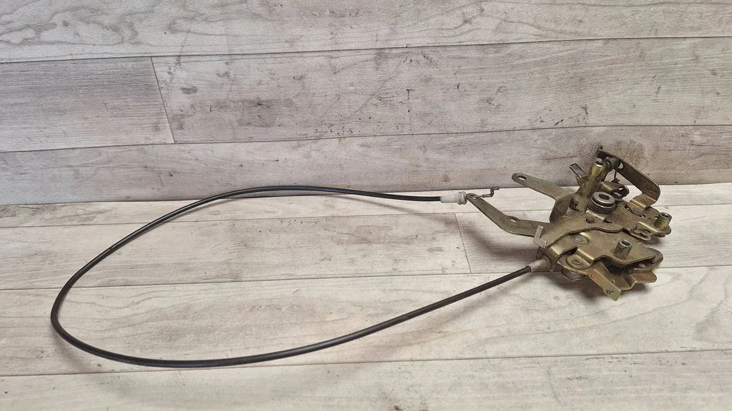 Sliding door lock – Mercedes-Benz Vito Viano W638 (1996-2003)