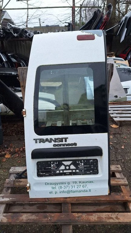 Back/rear loading door – left