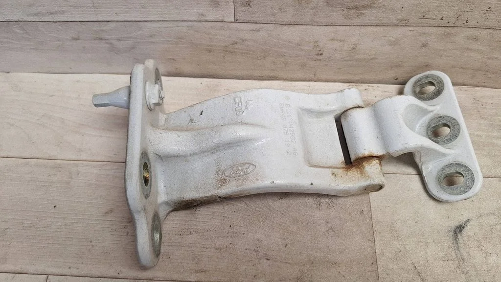 Laadimisukse ülemine hing – Ford Transit Custom (2013-2023)