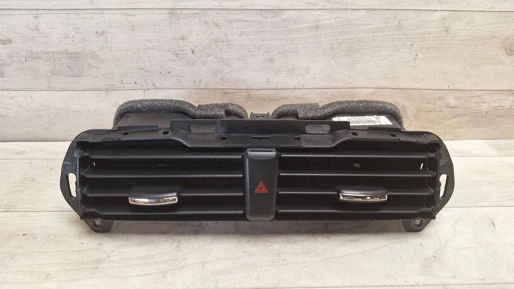 Dash center air vent grill – Ford Mondeo MK V (2014-)