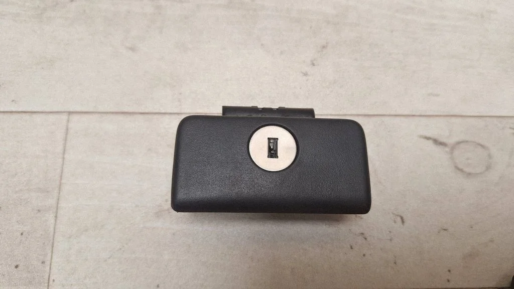 Kindalaeka lukk – Toyota Yaris Verso (1999-2005)