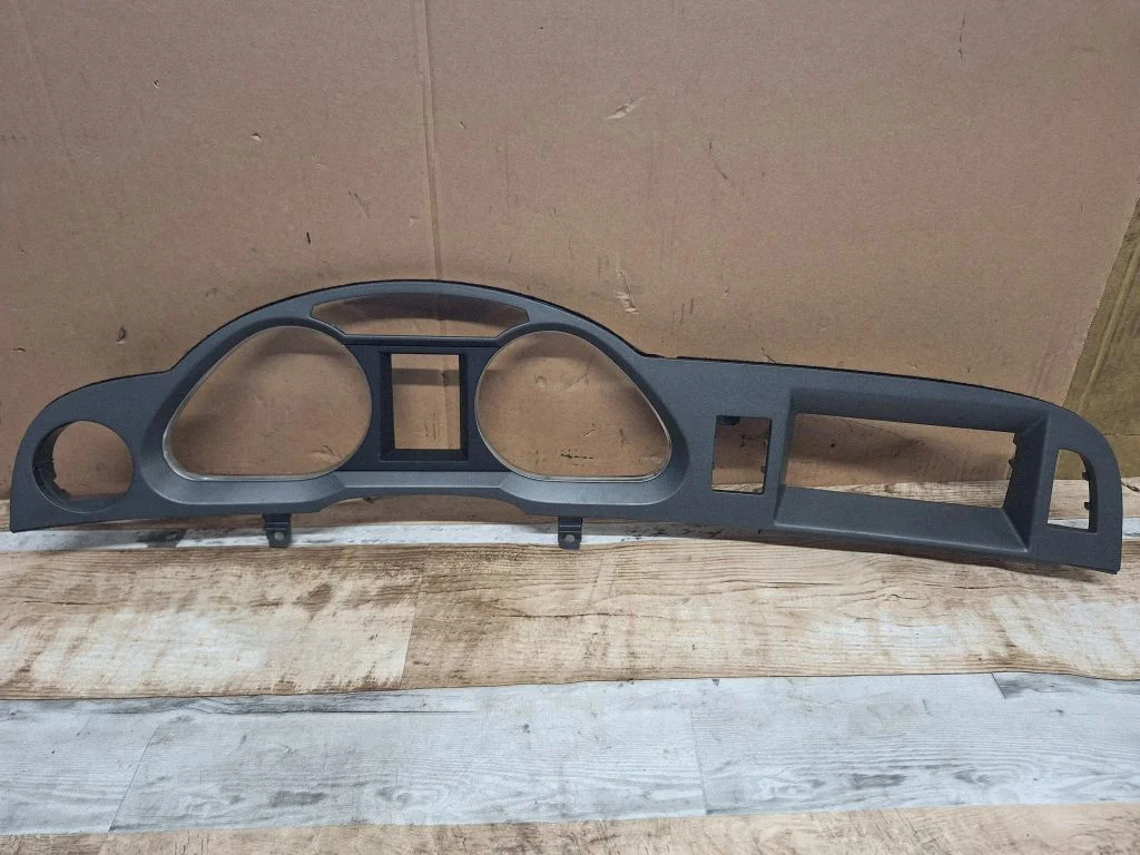 Dashboard trim 4F1857115