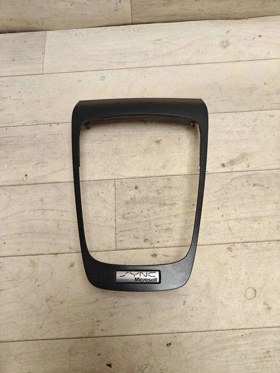 Gear shifter surround trim plastic – Ford Mondeo MK V (2014-)