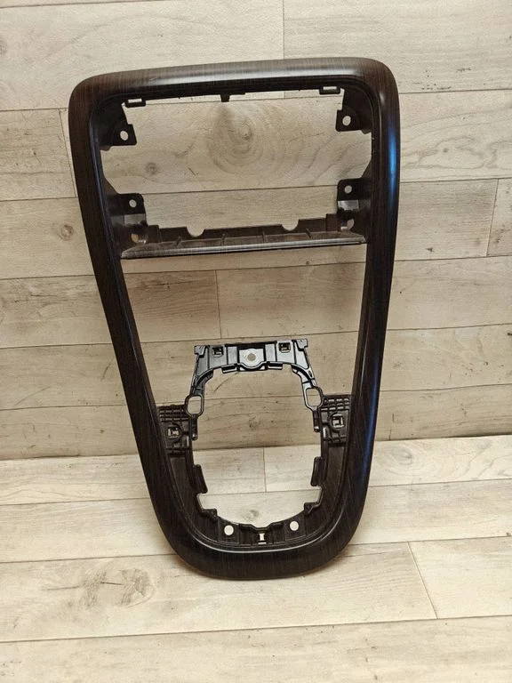 Center console decorative trim 735373402