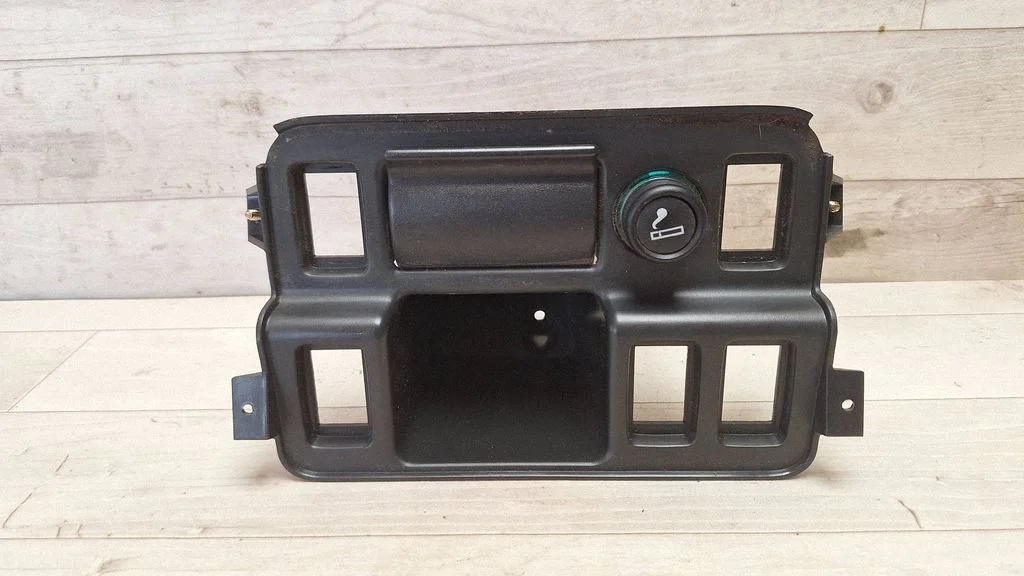 Ashtray (front) – Land Rover Freelander (1996-2006)