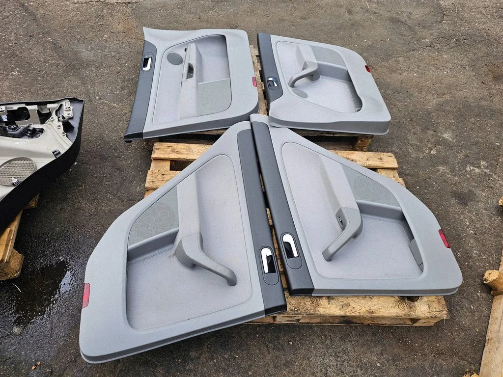 Front door card panel trim