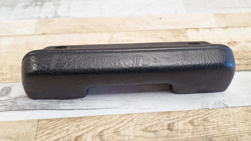 Other rear door trim element 811867173C