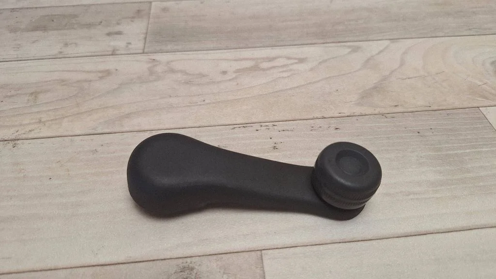Rear door window winding handle 96304046