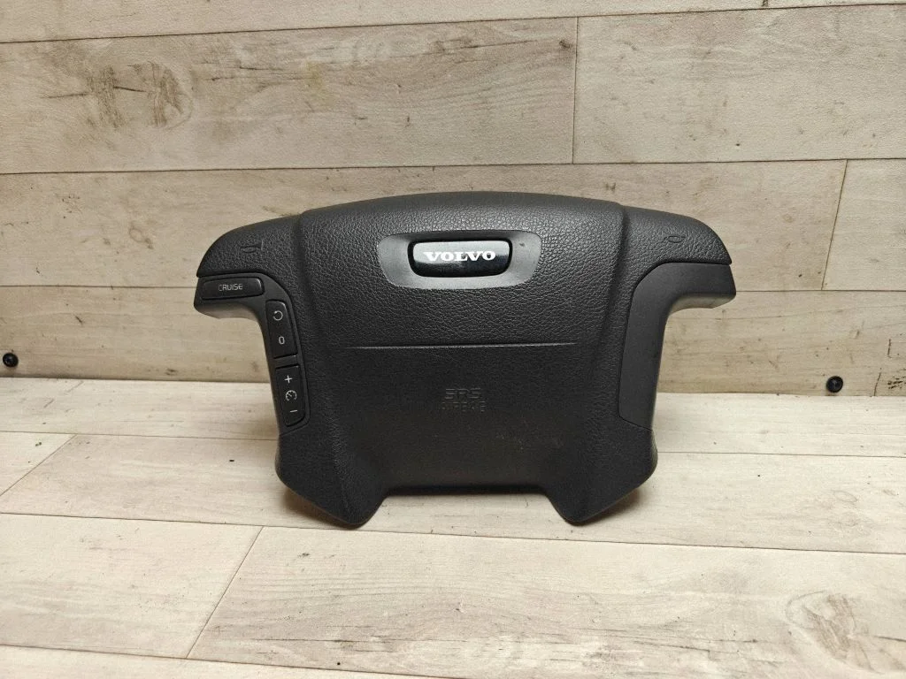 Steering wheel airbag – Volvo V70 (2000-2004)