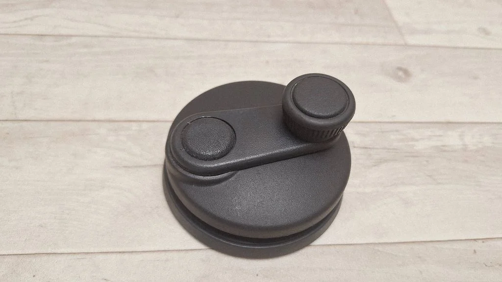 Rear door window winding handle 1470085077