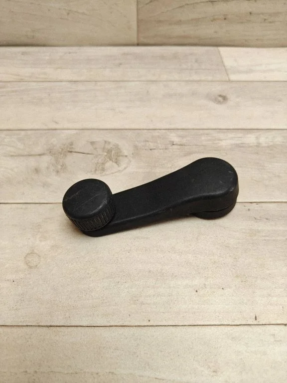 Tagumise akna vändakäepide 6Q0837581A