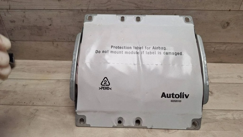 Passenger airbag 30615716