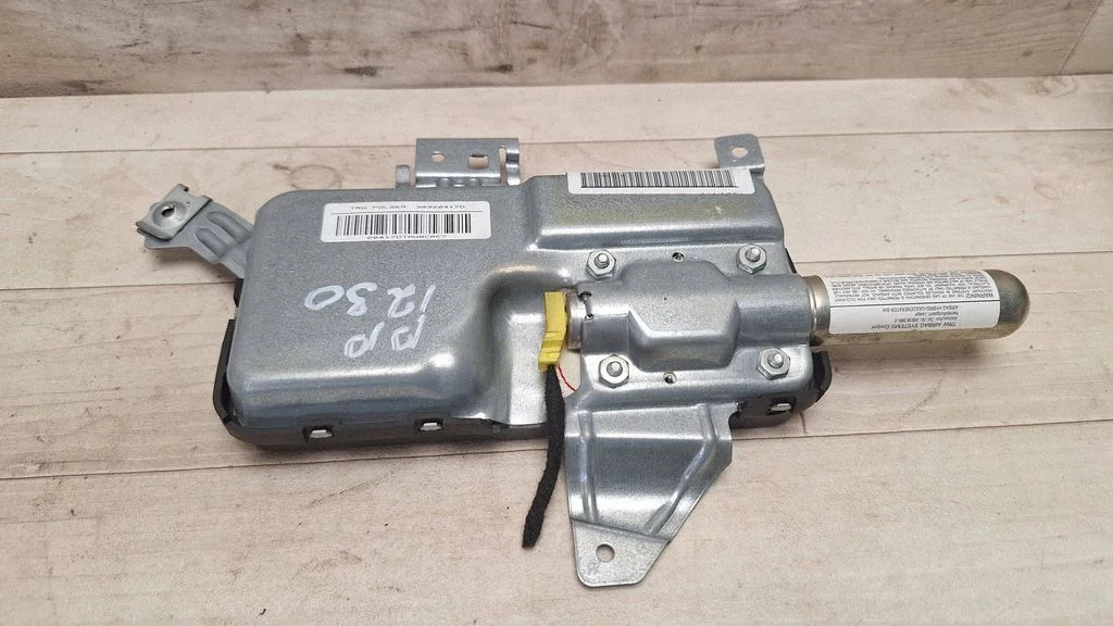 Front door airbag – Mercedes-Benz C-Class W203 (2000-2007)